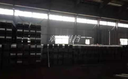 金屬圍擋高度標(biāo)準(zhǔn)是多少？