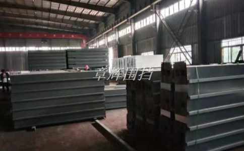 pvc圍擋在建筑工地中的應用前景如何？（展望pvc圍擋在建筑工地中的未來）