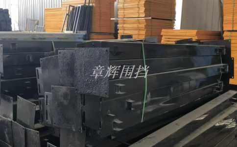 金屬圍擋在生產(chǎn)和使用過程中可能存在哪些問題和挑戰(zhàn)，如何解決和應(yīng)對？